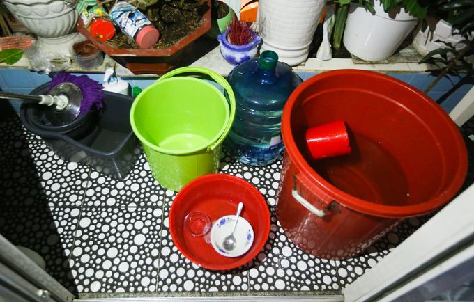 Cuộc sống không điện nước của cư dân Carina